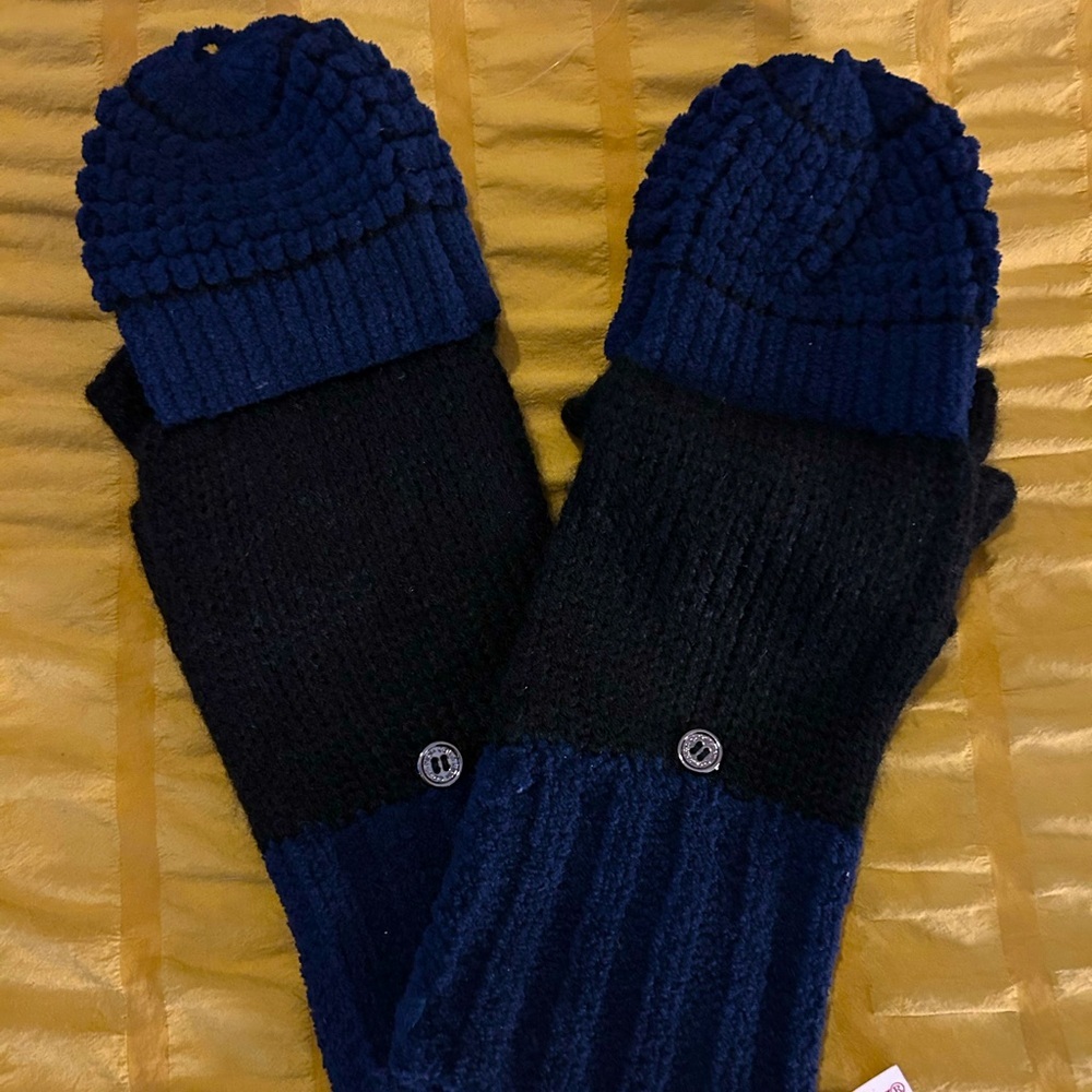 BRAND NEW WITH TAGS Convertible Mittens - Picture 3 of 3
